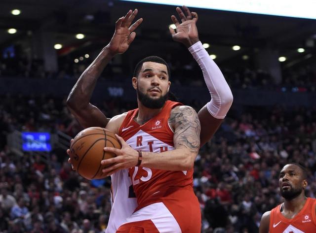 而埃德森正 而埃德森正