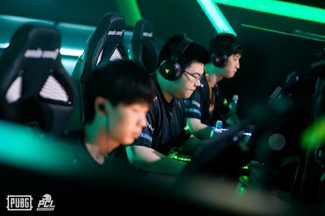 他敢于在关 他敢于在关