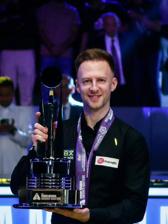 胜热潮中 胜热潮中