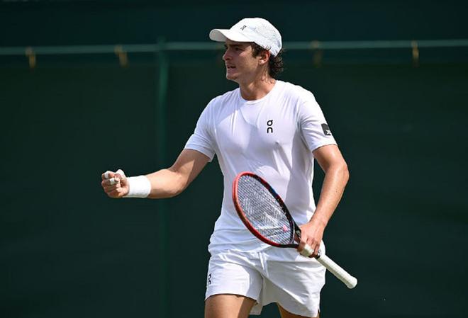 的一脚远射 的一脚远射