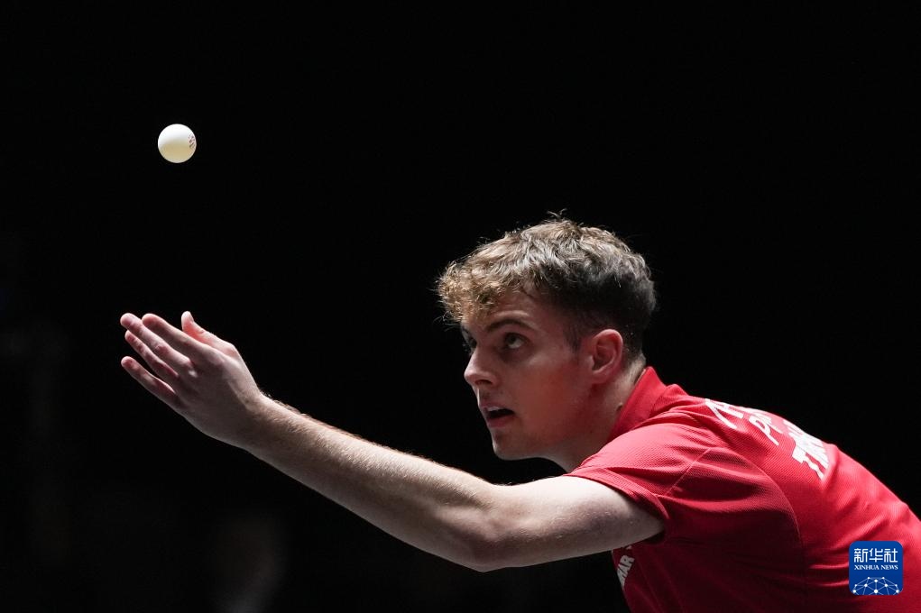 国际足球友谊赛：香港以10比0大胜文莱